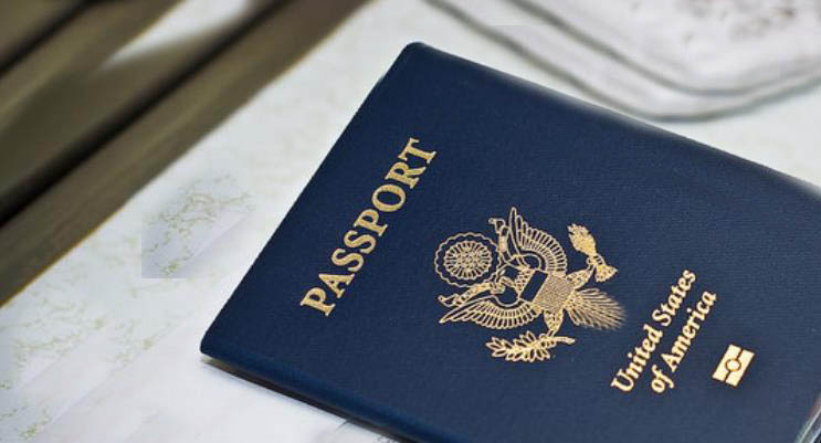 返回中国后，小孩的美国护照过期了怎么办?