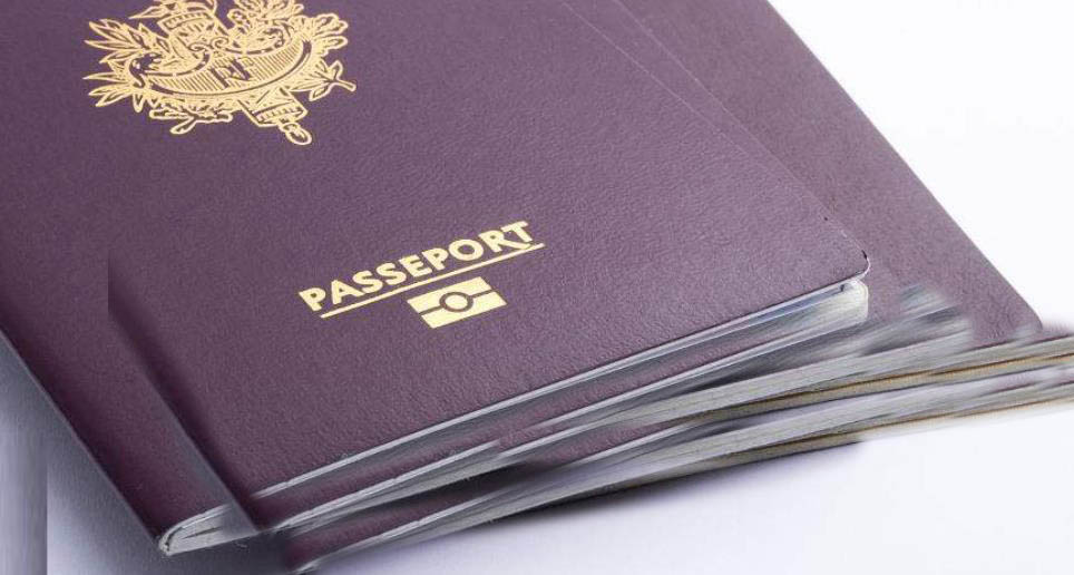 持法国护照到美国旅行需要签证吗？